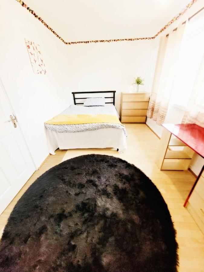 Excellent Double Rooms In Cheap Rate Around Central Londres Exterior foto