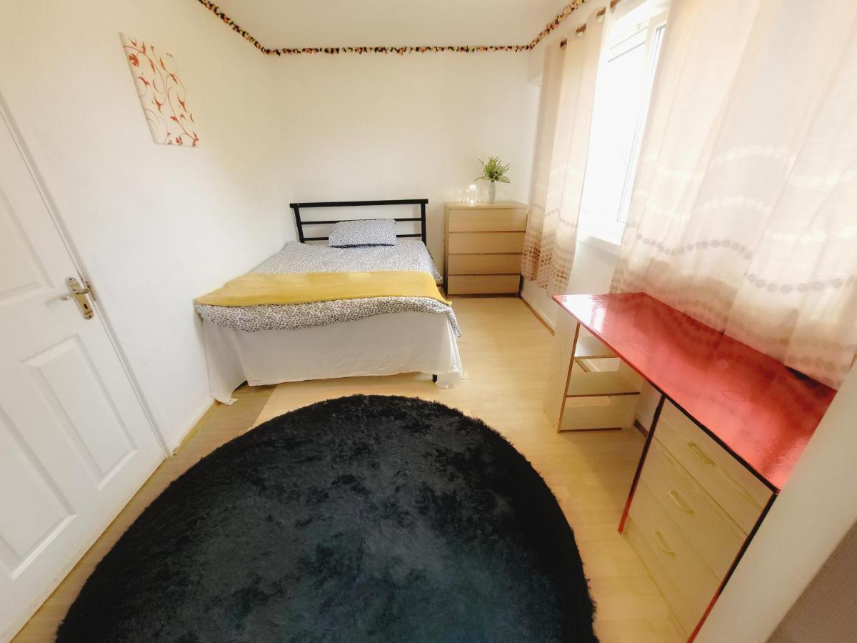 Excellent Double Rooms In Cheap Rate Around Central Londres Exterior foto